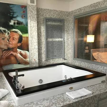 Отель Guglielmotel Брембате
