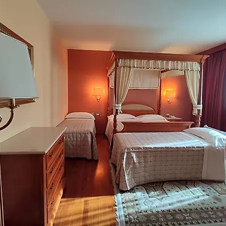 Guglielmotel ホテル