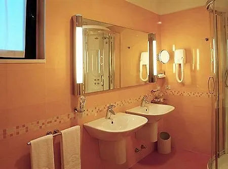 Guglielmotel Brembate