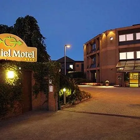 ホテル Guglielmotel 4*